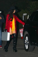 naya-rivera-arrives-at-kate-hudson-s-halloween-party-in-beverly-hills 4